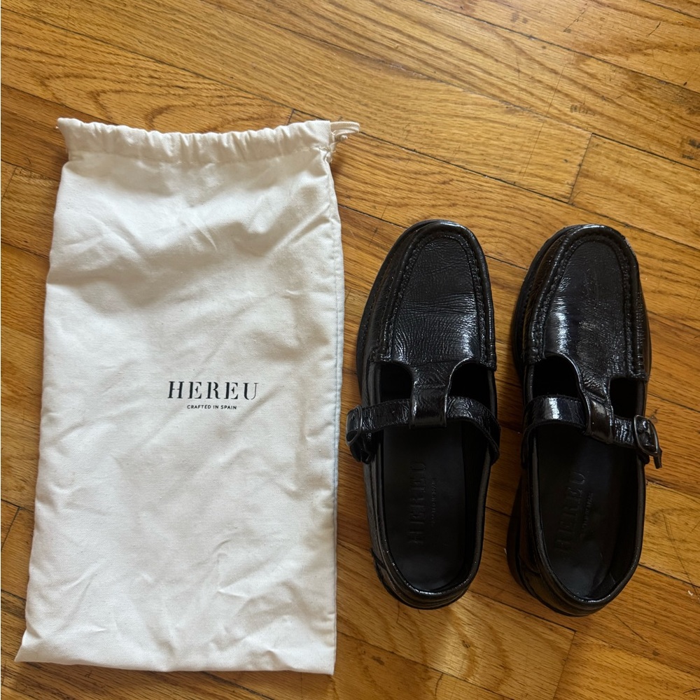 Hereu Black Leather Women's Loafers